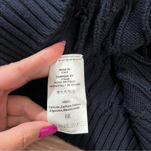 Brandy Melville Navy V Neck Knit Sweater Vest St. George London S/M - Picture 7 of 8